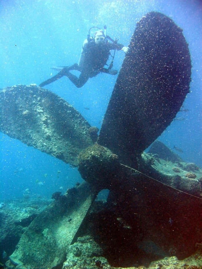 shipwreck cemeteries08