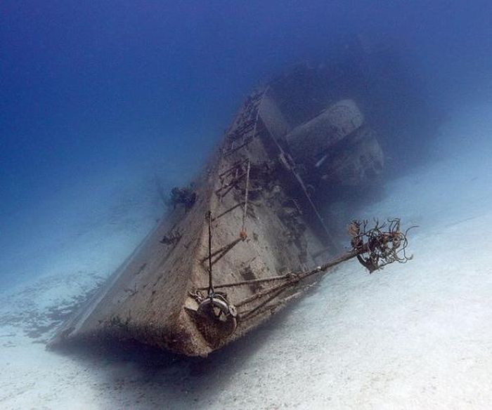 shipwreck cemeteries19