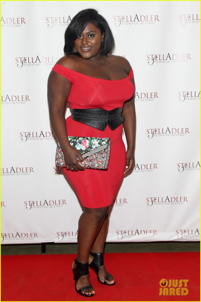 Plus-Size-Celebs-Who-Encourage-to-Be-Yourself-3